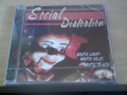Social distortion white - distortion,