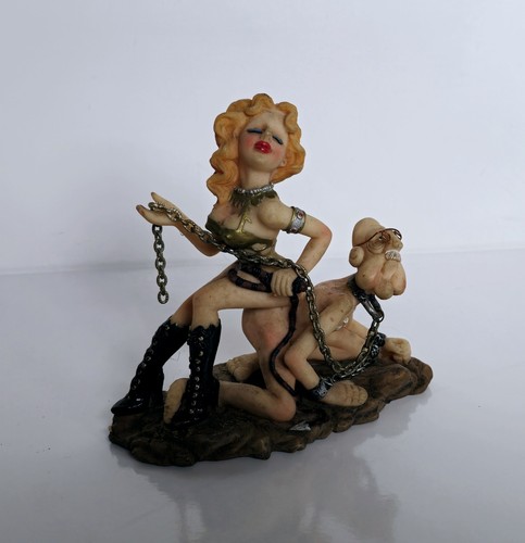 Humorous erotic figurine - figurine,