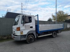 Autocarro usato nissan - usato,