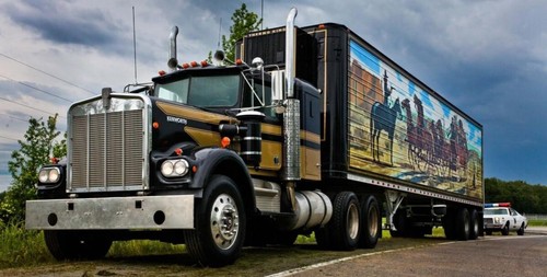 Kenworth 925 smokey and - kenworth,