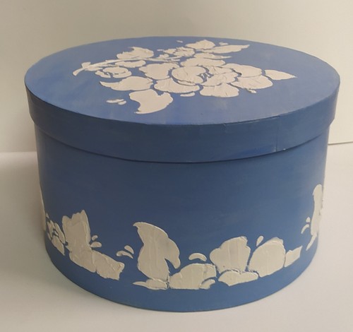 Scatola tonda azzurro polvere - scatola,