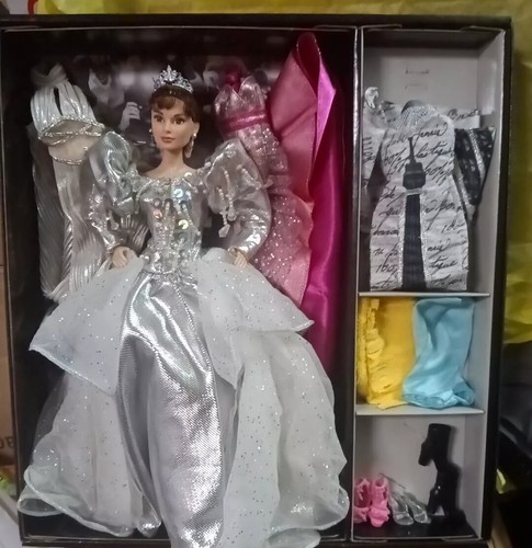 Bambola barbie audrey hepburn - audrey,