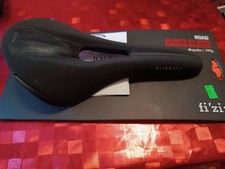 sella  Fizik Aliante R1 open Regular 199g Carbon Braidet Black   nuovo
