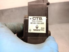 8200153268 pedale acceleratore