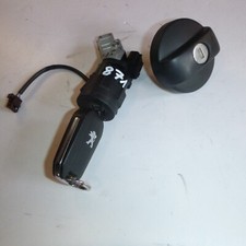 CILINDRETTO CHIAVE CON TAPPO BENZINA PEUGEOT 208 ANNO 2012