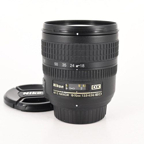 Nikon nikkor 70 mm - af-s, 18-70