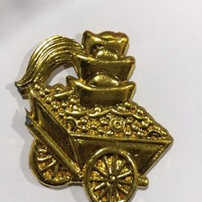 Antique Cart Cart GOLD PIN 