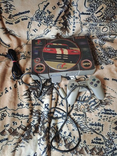 Playstation ps1 console - 1,