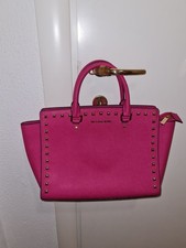 Michael Kors Selma Borchie in Pelle Saffiano Fucsia