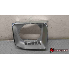 MB07053 Cornice proiettore lato destro (DX) MITSUBISHI PAJERO 1996