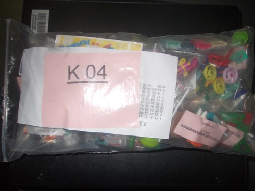 Lotto 65 sorpresine - 65,