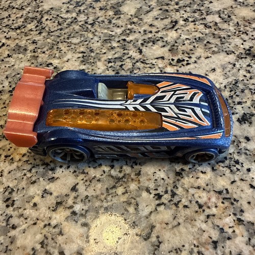 2005 hot wheels acceleracers - hot,