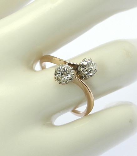 Anello in oro giallo - ♦♦,