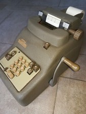 Calcolatrice meccanica Totalia anni 50