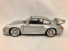 UT MODELS SCALA 1/18 PORSCHE