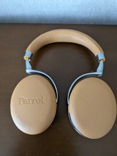 Parrot Zik 3 over Cuffia