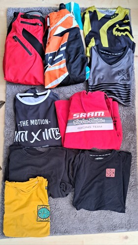 Abbigliamento mountain bike