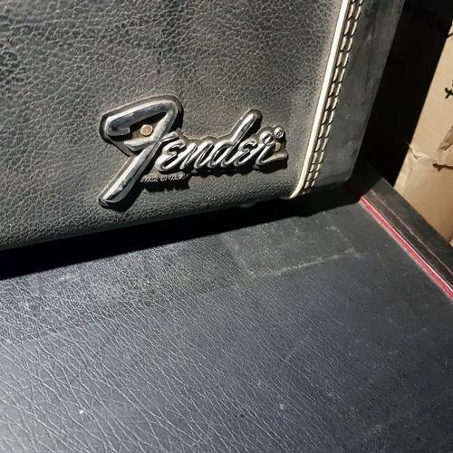Fender mustang music - /,