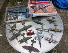 LOTTO N°13 MODELLINI Italeri AEREI AEREOPLANI MILITARI AEREO MILITARE Vintage 80