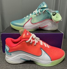 Nike LeBron XXII 22 Xmas EP