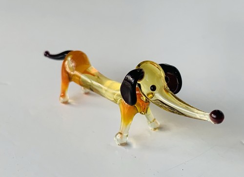 Bassotto cane statuina in - ~,