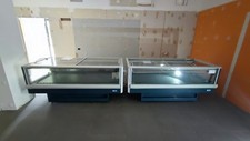 N.2 Vetrine  usata  refrigerata vent. per esposizione surg. e/o prodotti freschi