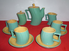 Servizio da tè Memphis in ceramica verde di Massimo Iosa Ghini per Naj-Oleari