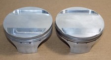 Pistons Set w Rings, Wrist