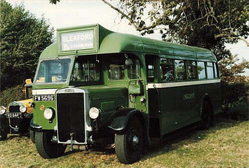 Vecchia foto autobus epoca - vecchia,