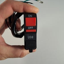 PRESA USB MOTO SCOOTER attacco