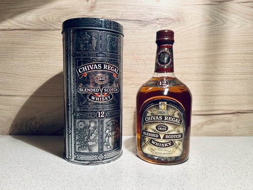 Bottiglia whisky chivas regal - bottiglia,