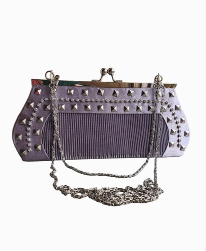 Pochette sera impreziosita - da,