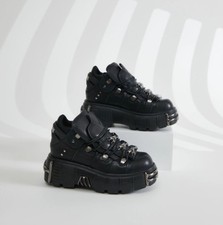NUOVE SCARPE ROCK TOWER Stivali gotici biker in pelle nera metallizzata