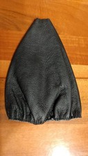 cuffia in pelle nera per leva