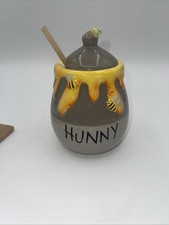 Disney Winnie the Pooh "Hunny"