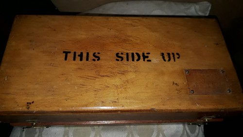 Ww2 military wooden box bulb - ,