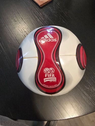 Pallone ufficiale adidas - pallone,