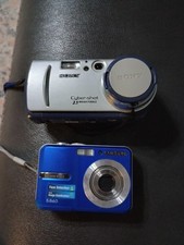 2 Fotocamere Sony Cybershot 2.1 Mega Pixel/Samsung S860 NON TESTATE LEGGERE DESCRIZIONE