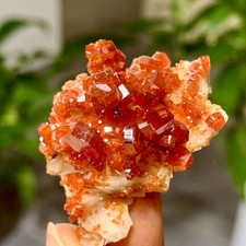 36G vanadinite naturale su barite grappolo cristallo minerale esemplare dal Marocco