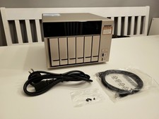 QNAP TVS-673e NAS AMD