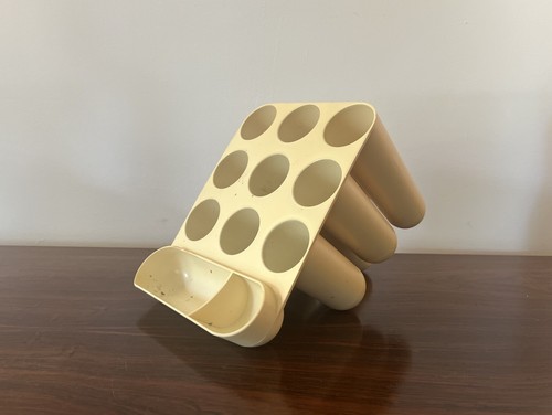 Space age plastic desk - age,