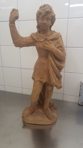 Statua antica scolpita - , a