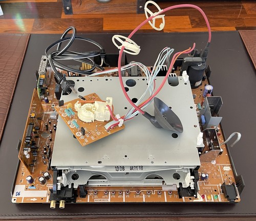 Panasonic m2079 crt - pv-m2079, vcr