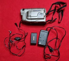 JVC GR-FXM16EG COMPACT VHS CAMCORDER VHSC TBC + BATTERIA DURACELL DR11 CAMERA