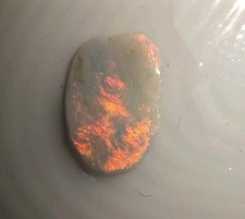 FANTASTICO OPALE GREZZO MULTICOLORE COOBER PEDY ★ Rough Opal ★ .ca 1,5 ct ★