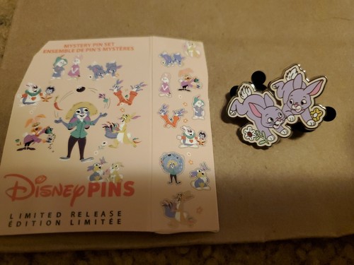 2023 snow white - white, pin