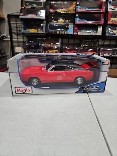Maisto caricatore dodge - 1/18,