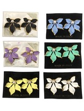 ORECCHINI CLIP FIORE METALLO ORO SMALTO E PERLA BIGIOTTERIA VINTAGE CM 4,5