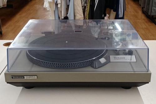 Technics record player - sl-26,