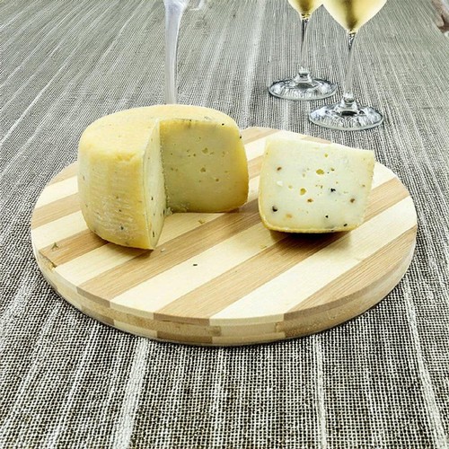 Pecorino con tartufo - pecorino,
